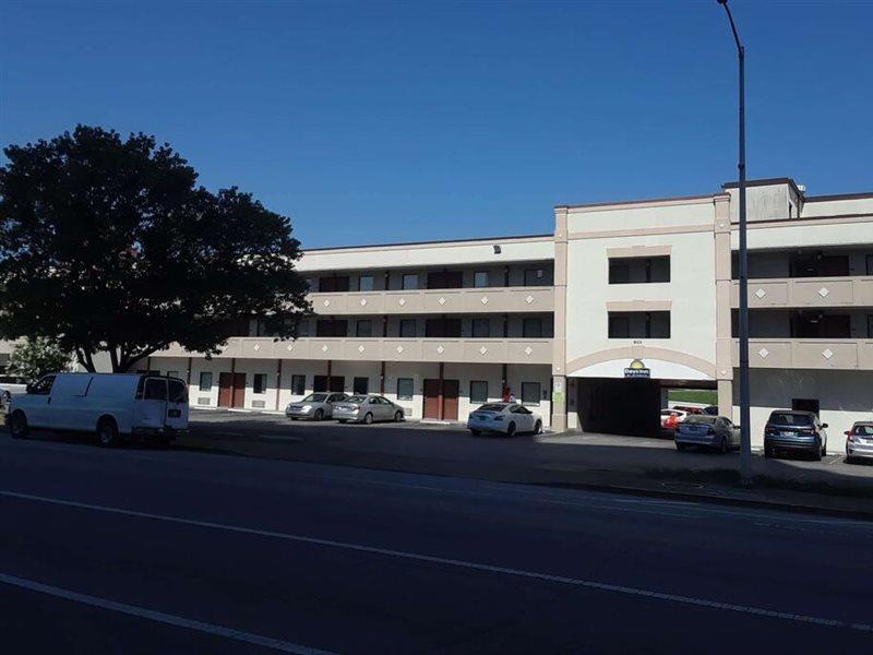 Hotel Bo, A Days Inn By Wyndham Chattanooga Downtown Extérieur photo