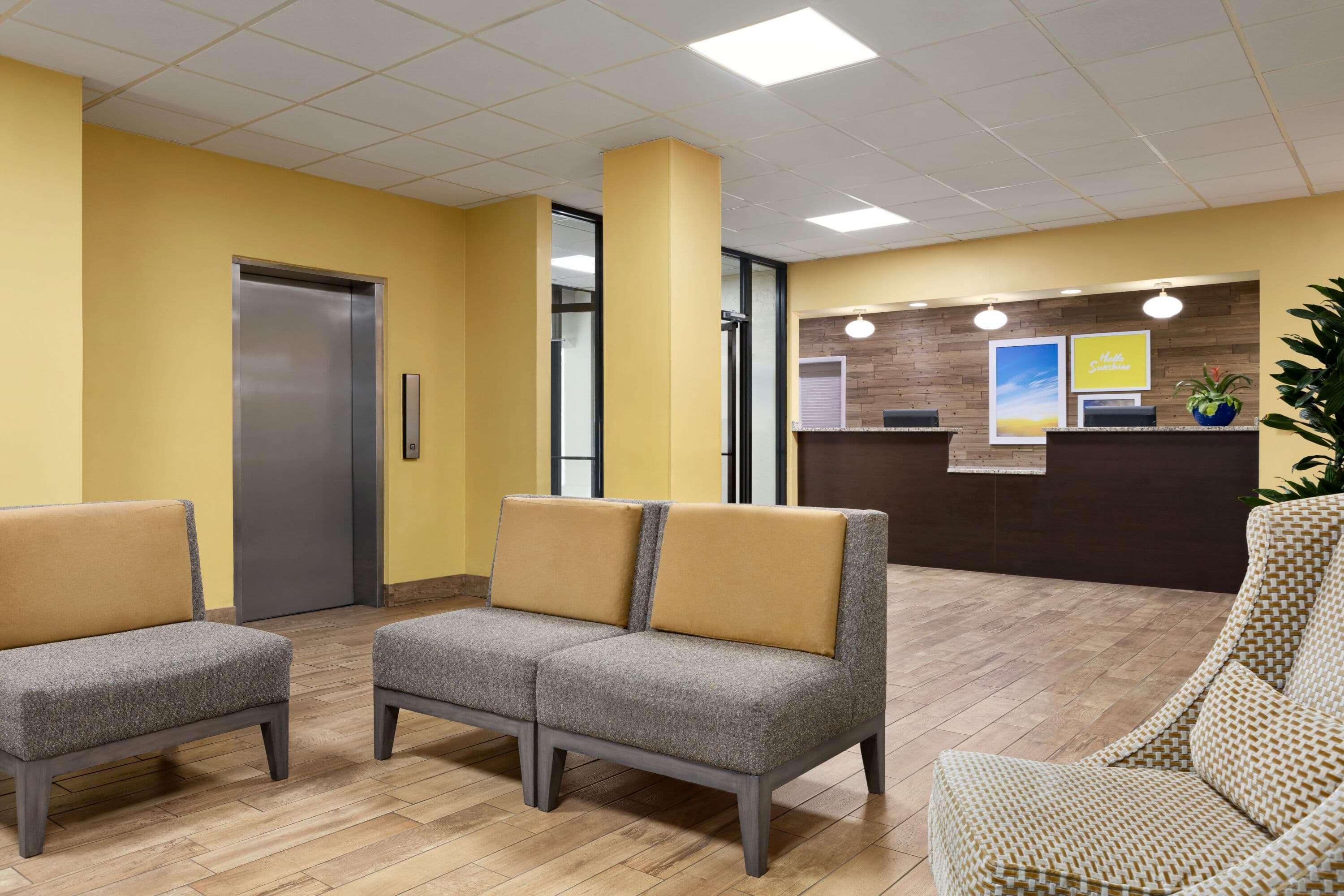 Hotel Bo, A Days Inn By Wyndham Chattanooga Downtown Extérieur photo