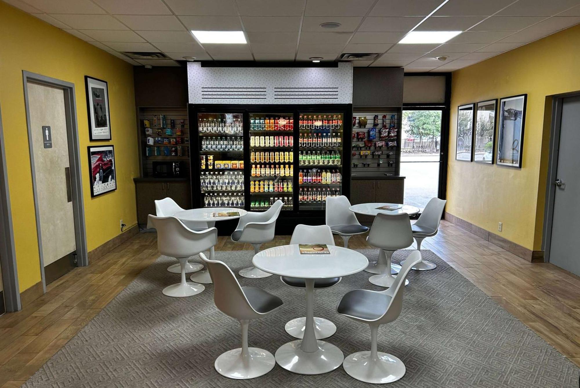 Hotel Bo, A Days Inn By Wyndham Chattanooga Downtown Extérieur photo